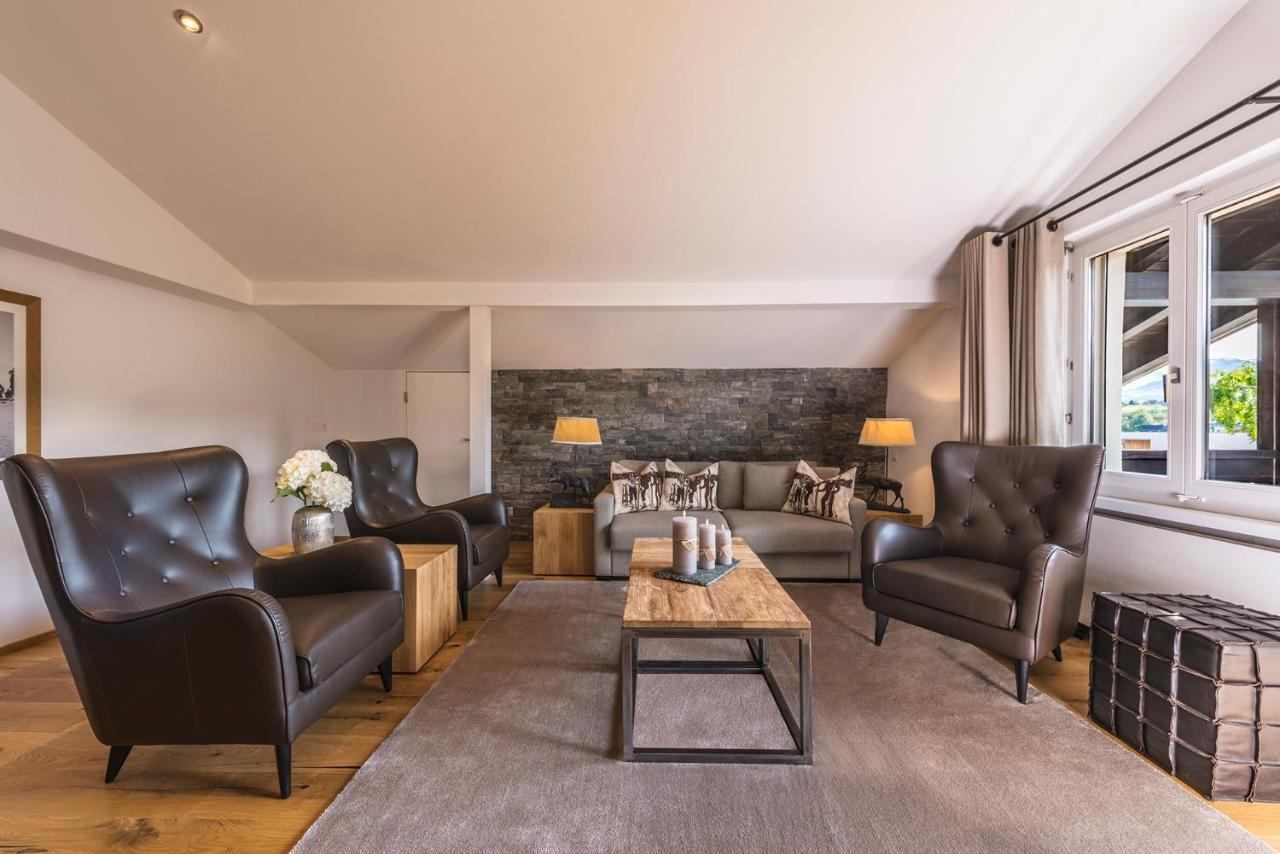 La Val Hotel & Spa Breíl Екстериор снимка