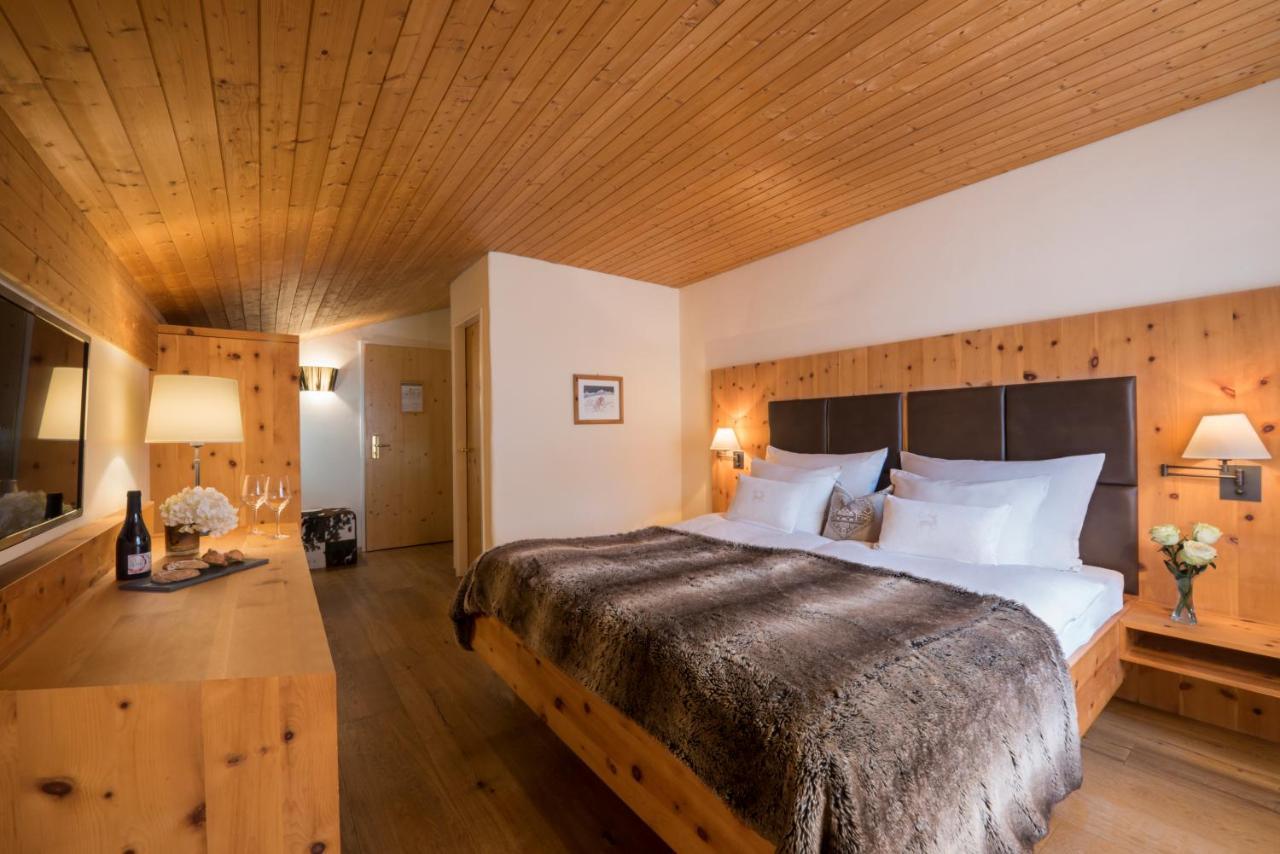 La Val Hotel & Spa Breíl Екстериор снимка