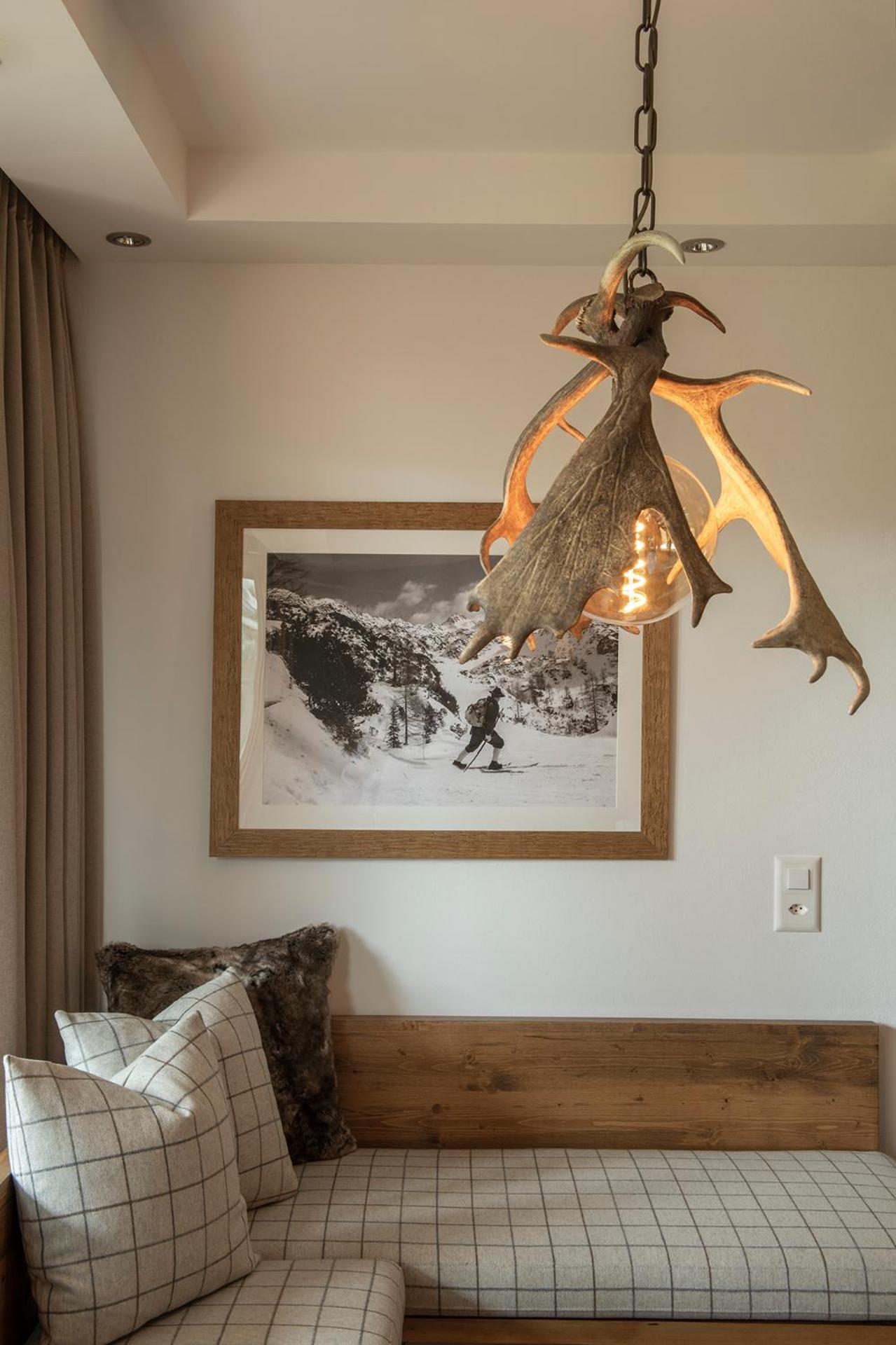 La Val Hotel & Spa Breíl Екстериор снимка